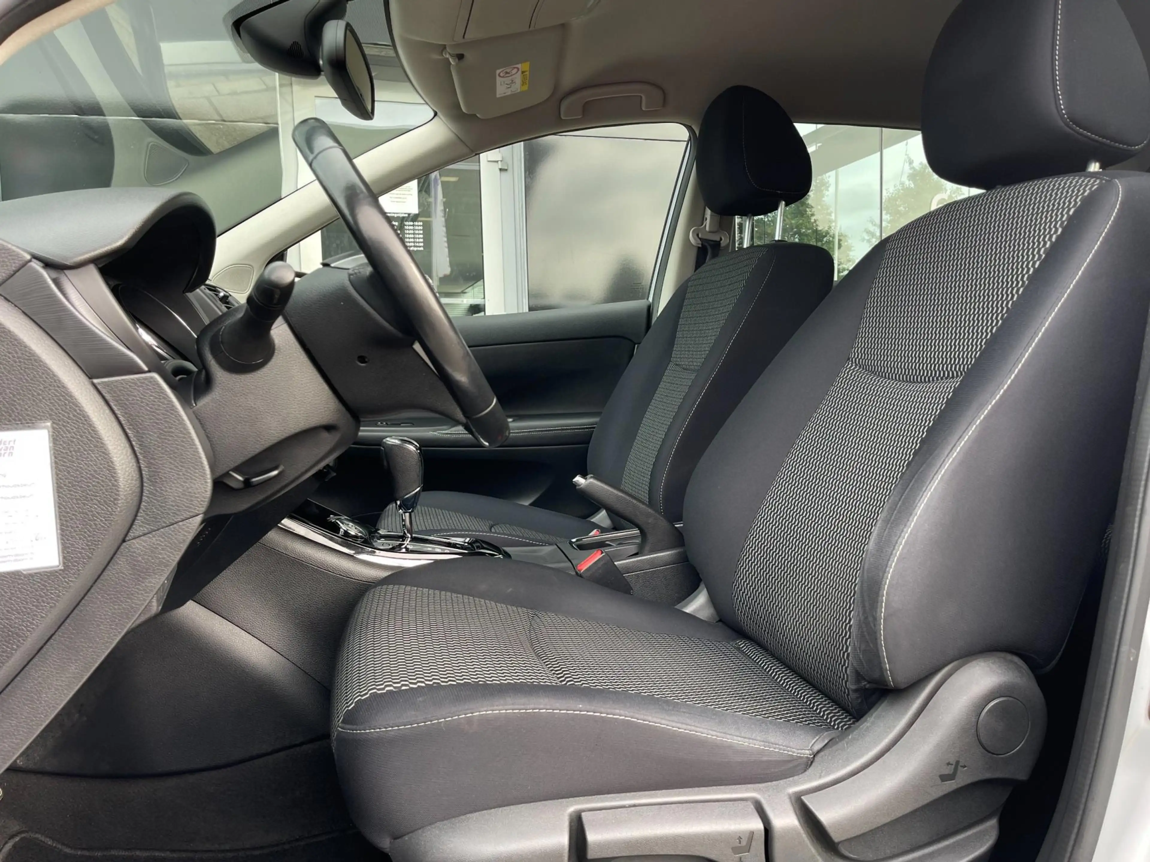 Nissan Pulsar 1.2 DIG-T Connect Edition Nieuwe Distr. Ketting!! — photo 14