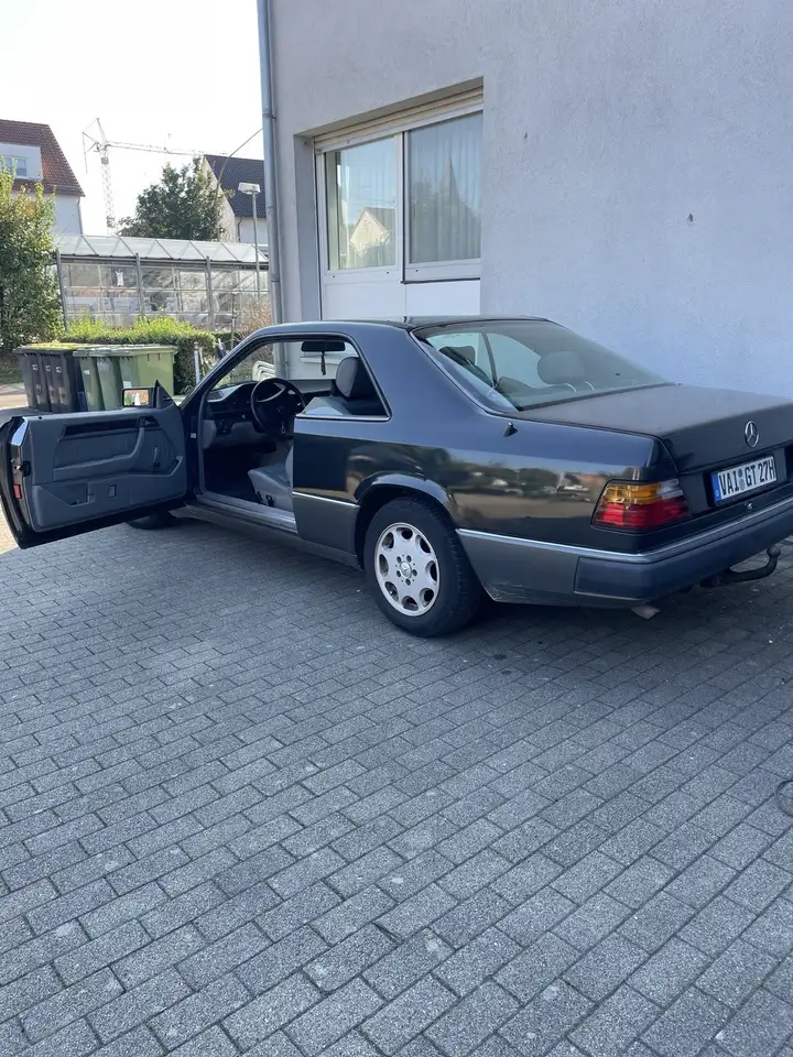 Mercedes-Benz 230 w124 Coupe H-Zullasunng Tüv Neu, foto 7
