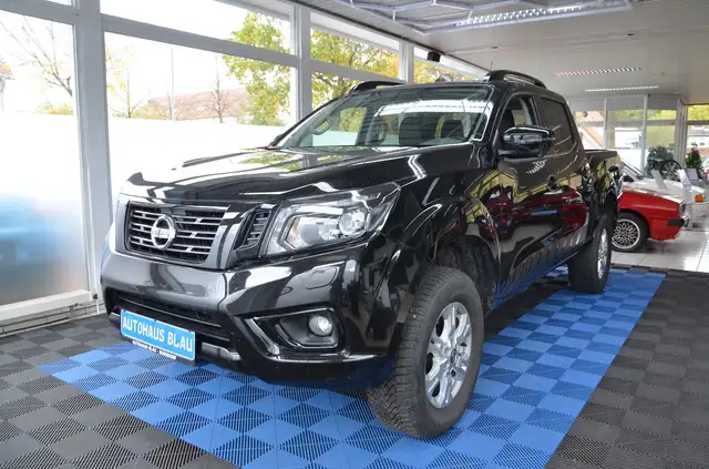 Nissan Navara NP300 N-Guard Double Cab 4x4 *ERST 65TKM!