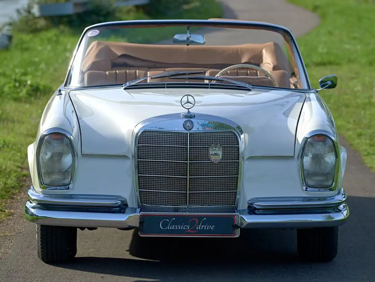 Mercedes-Benz 220 SEB Cabriolet // seit 60 Jahren in einer Familie!, foto 9