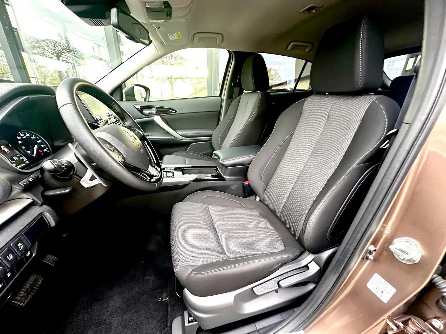 Mitsubishi Eclipse Cross Basis Hybrid 4WD Android Auto Maro - 2