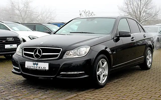 Mercedes-Benz C 180 AVANTGARDE/SHEFT/NAVI/SHZ/PDC/8FACH/BT/