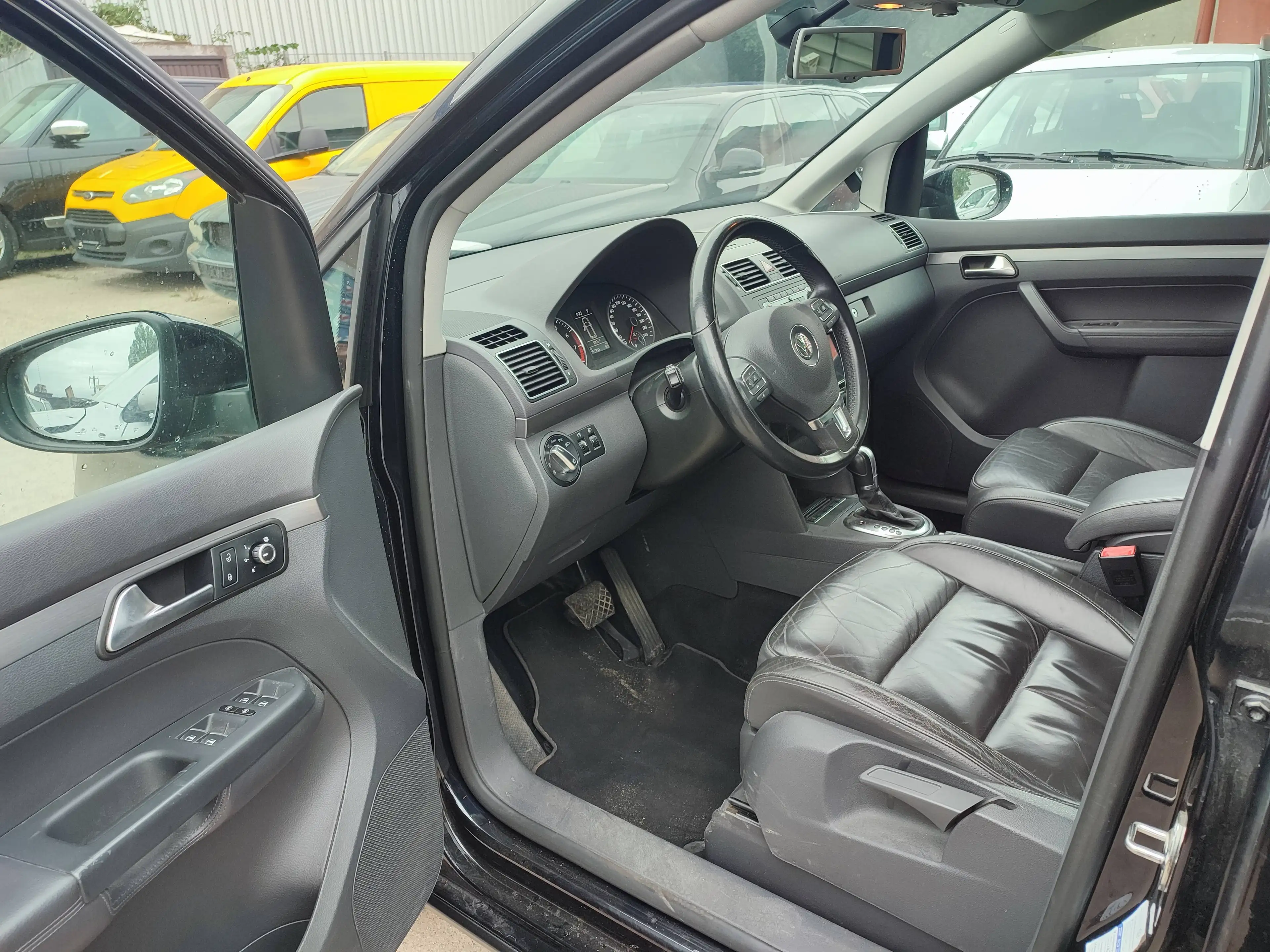 Volkswagen Cross Touran CrossTouran 1.4 TSI/ Automatik/TÜV NEU/GARANTIE/LEDER/PANORAMA — photo 9