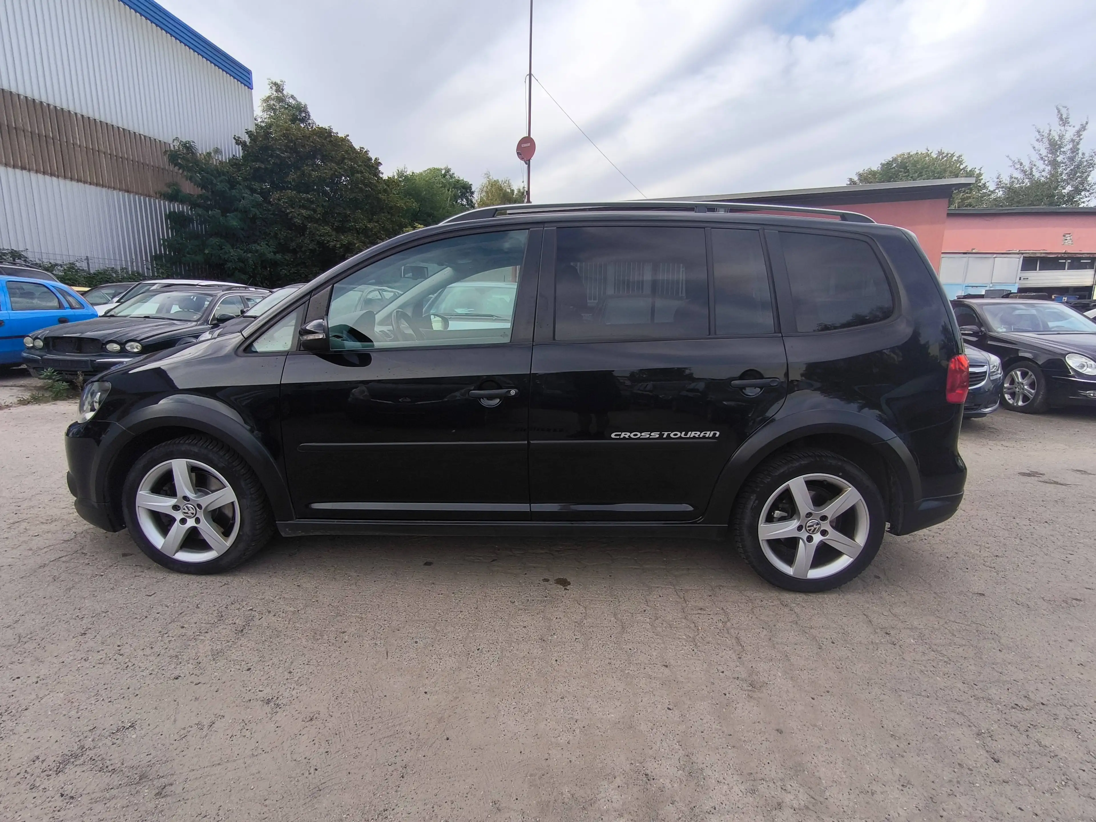 Volkswagen Cross Touran CrossTouran 1.4 TSI/ Automatik/TÜV NEU/GARANTIE/LEDER/PANORAMA — photo 8
