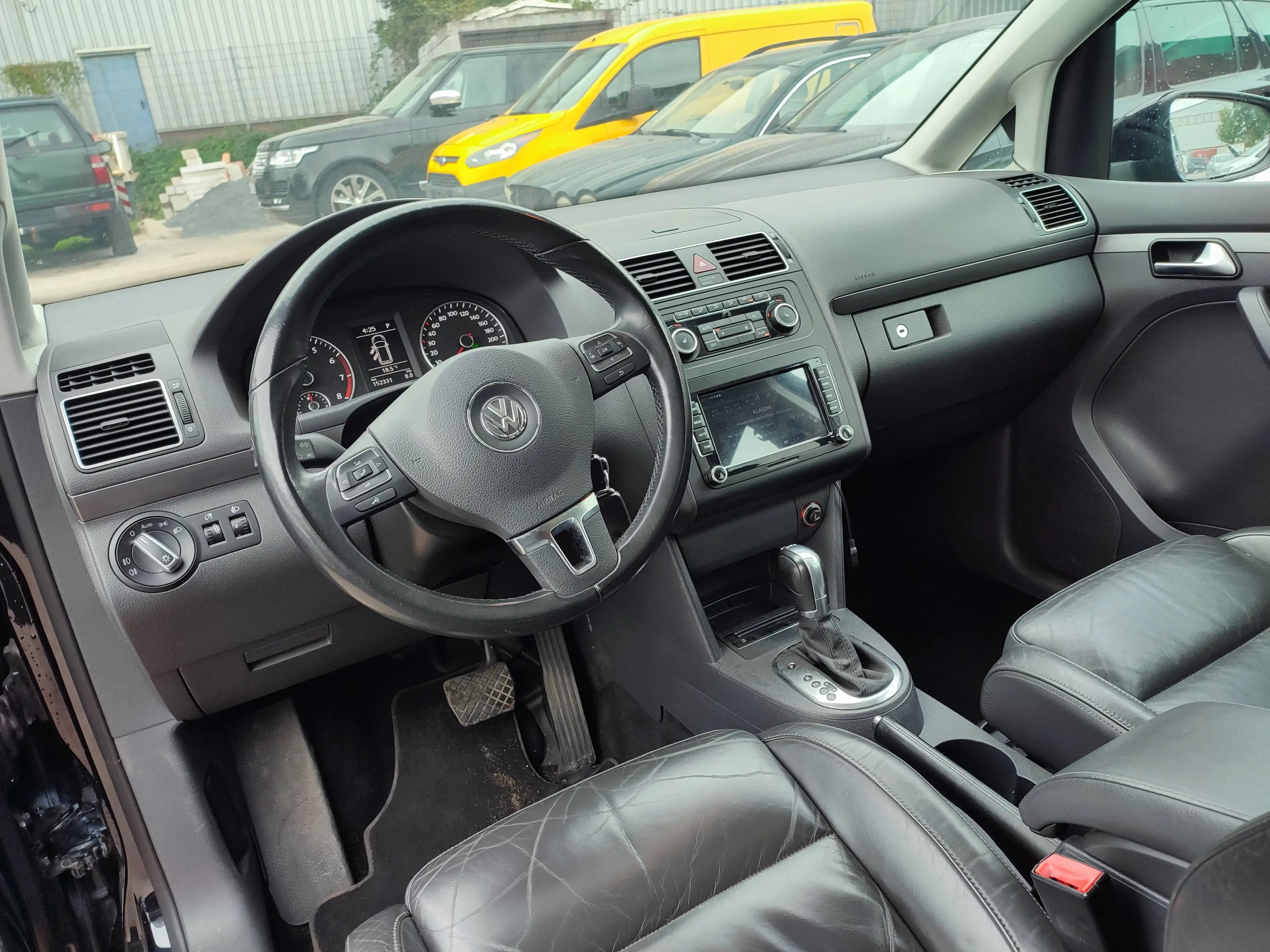 Volkswagen Cross Touran CrossTouran 1.4 TSI/ Automatik/TÜV NEU/GARANTIE/LEDER/PANORAMA — photo 15
