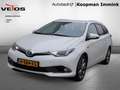 Toyota Auris Touring Sports 1.8 Hybride Executive Wit - thumbnail 2