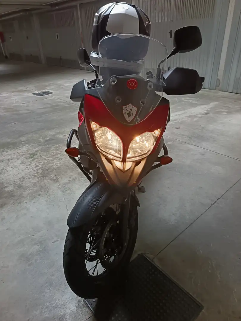 Suzuki V-Strom 650 Roşu - 1