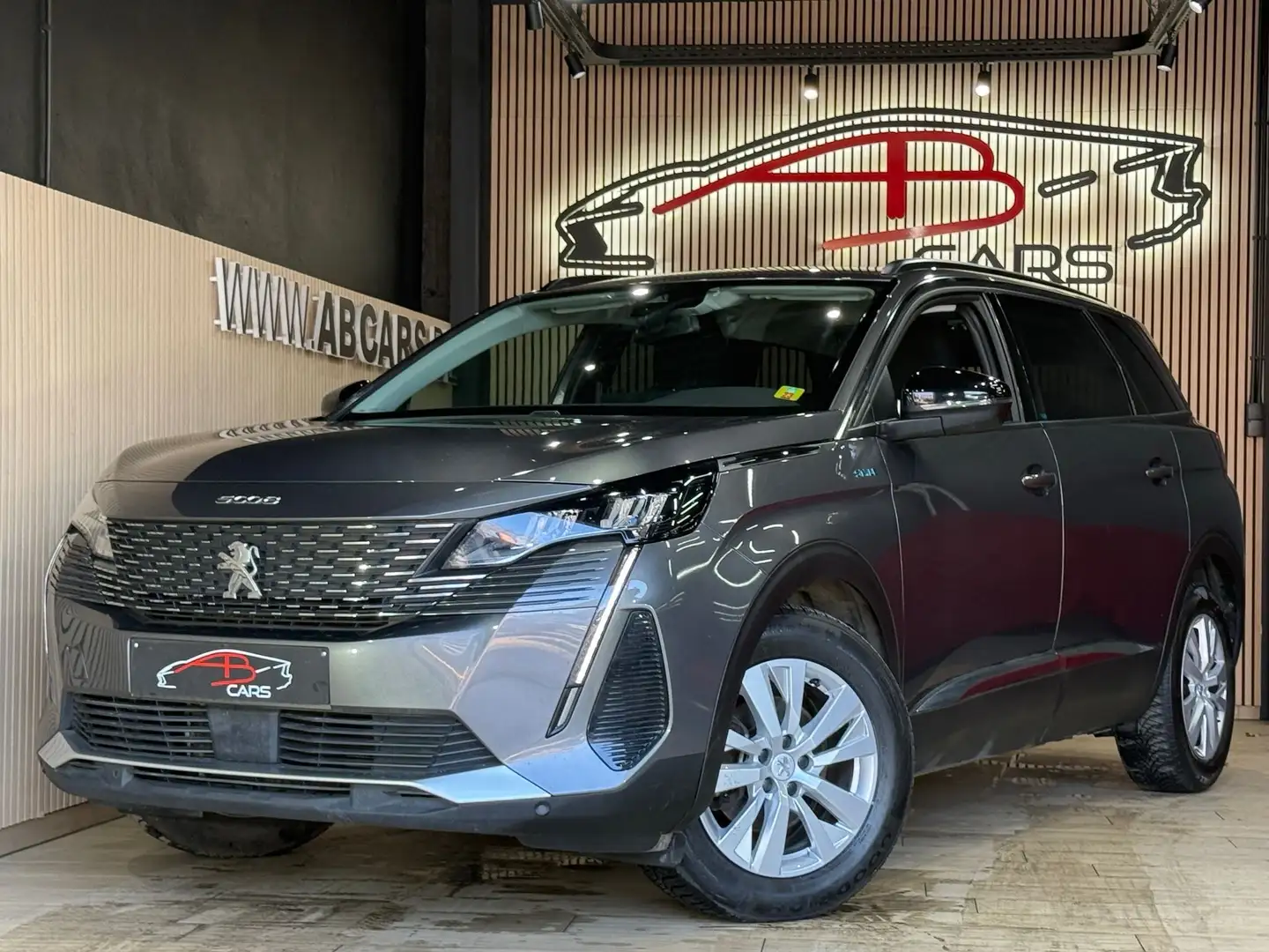 Peugeot 5008 1.5 BlueHDi * GARANTIE 12 MOIS * 1er prop * Gris - 1
