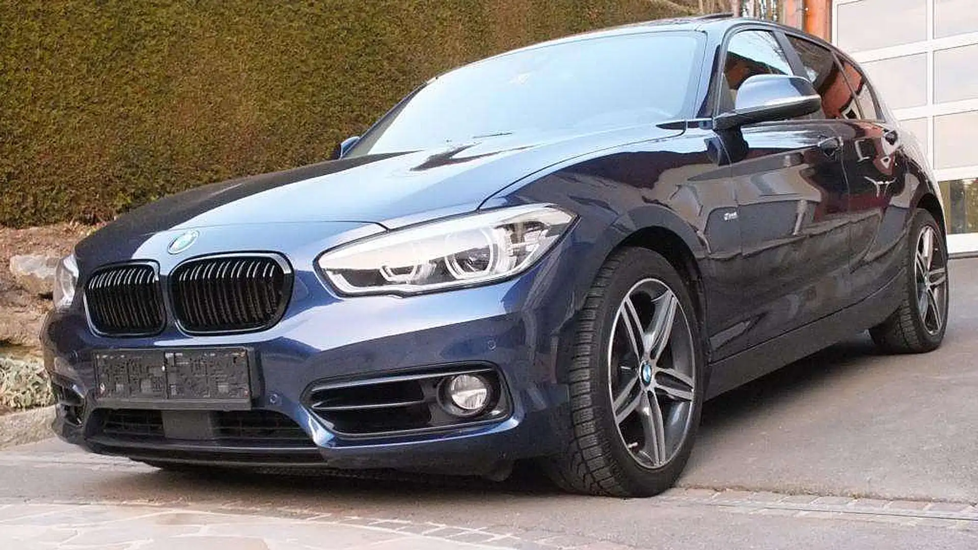 BMW 120 d Sport  ACC Sportsitze Schiebedach LED Memory ... Blauw - 1