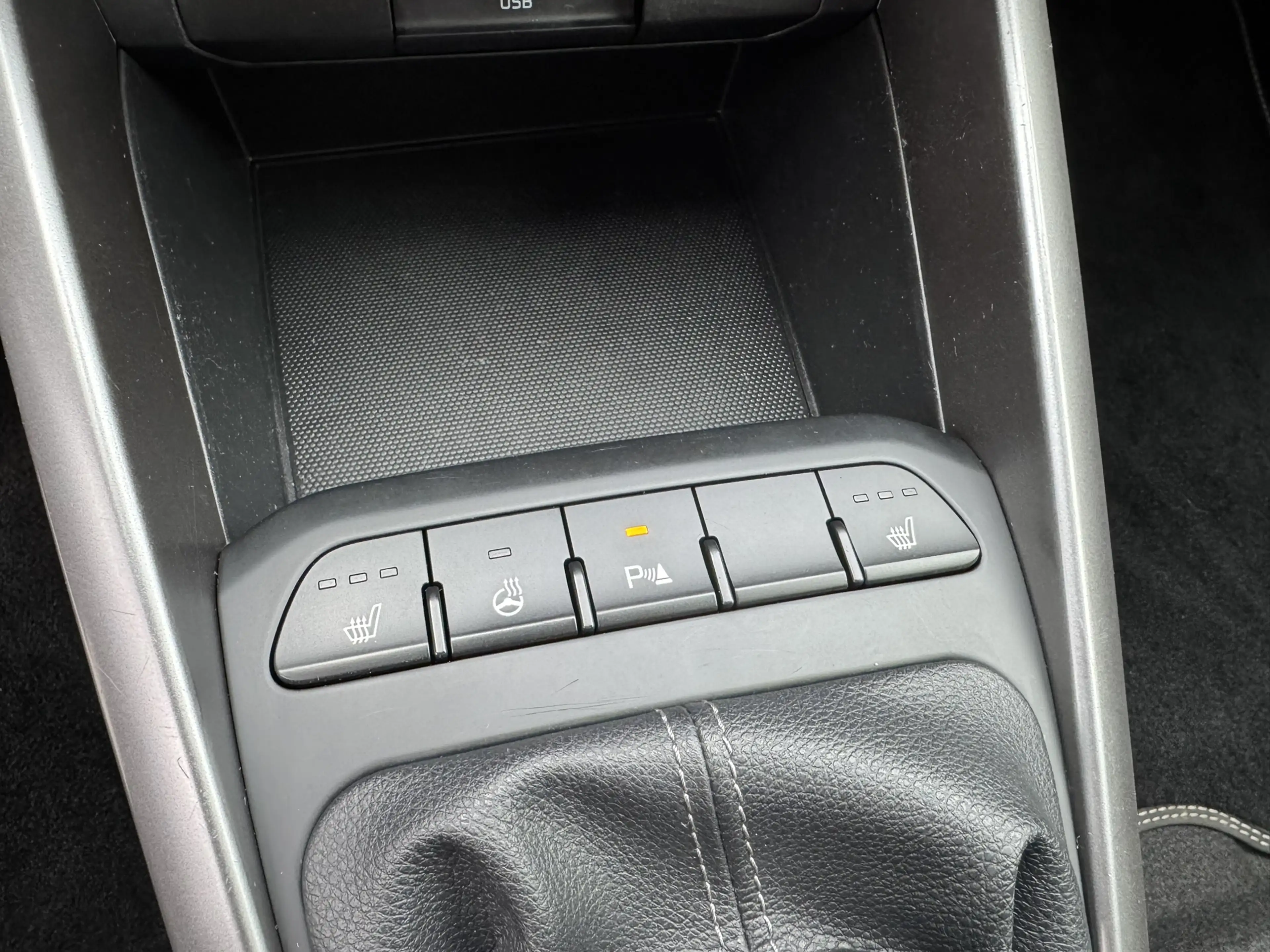 Kia Rio 1.0 T-GDI GT-Line Camera / Carplay — photo 7