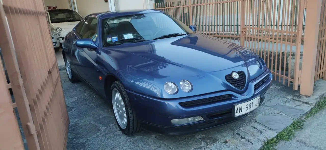 Alfa Romeo GTV 2.0 ts 16v Lusso, foto 2