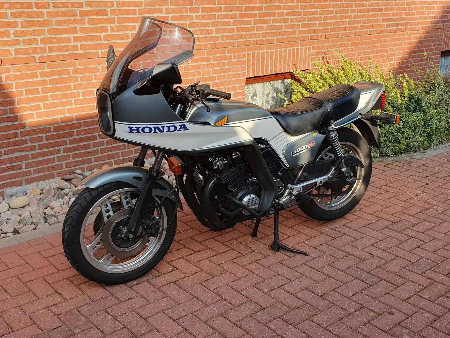 Honda CB 900 CB 900 ( F2 BolDor ) Срібний - 1