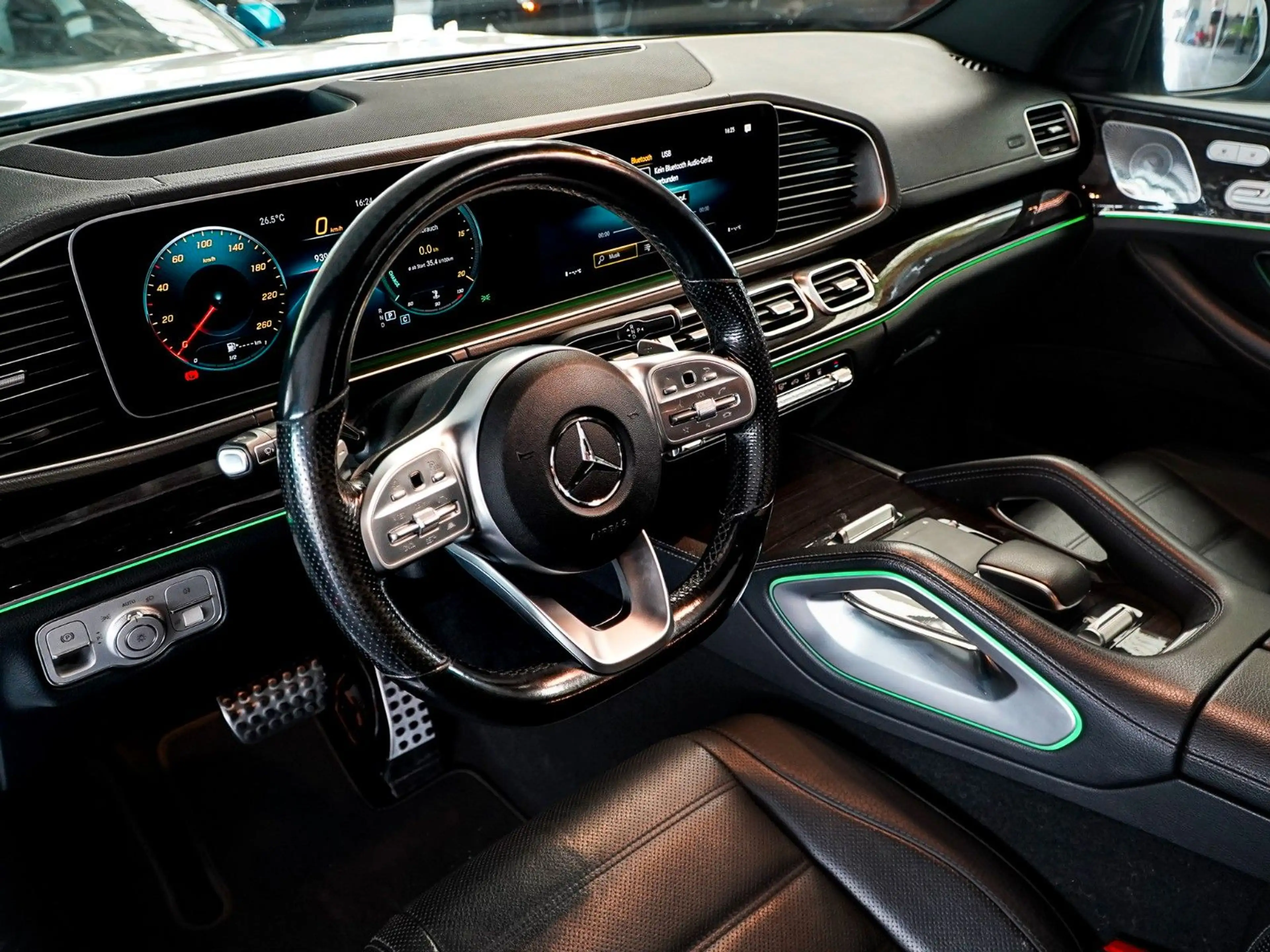 Mercedes-Benz GLS 350 GLS350d AMG Pano HUD AHK Burm 7-Seat Scheckheft — photo 12
