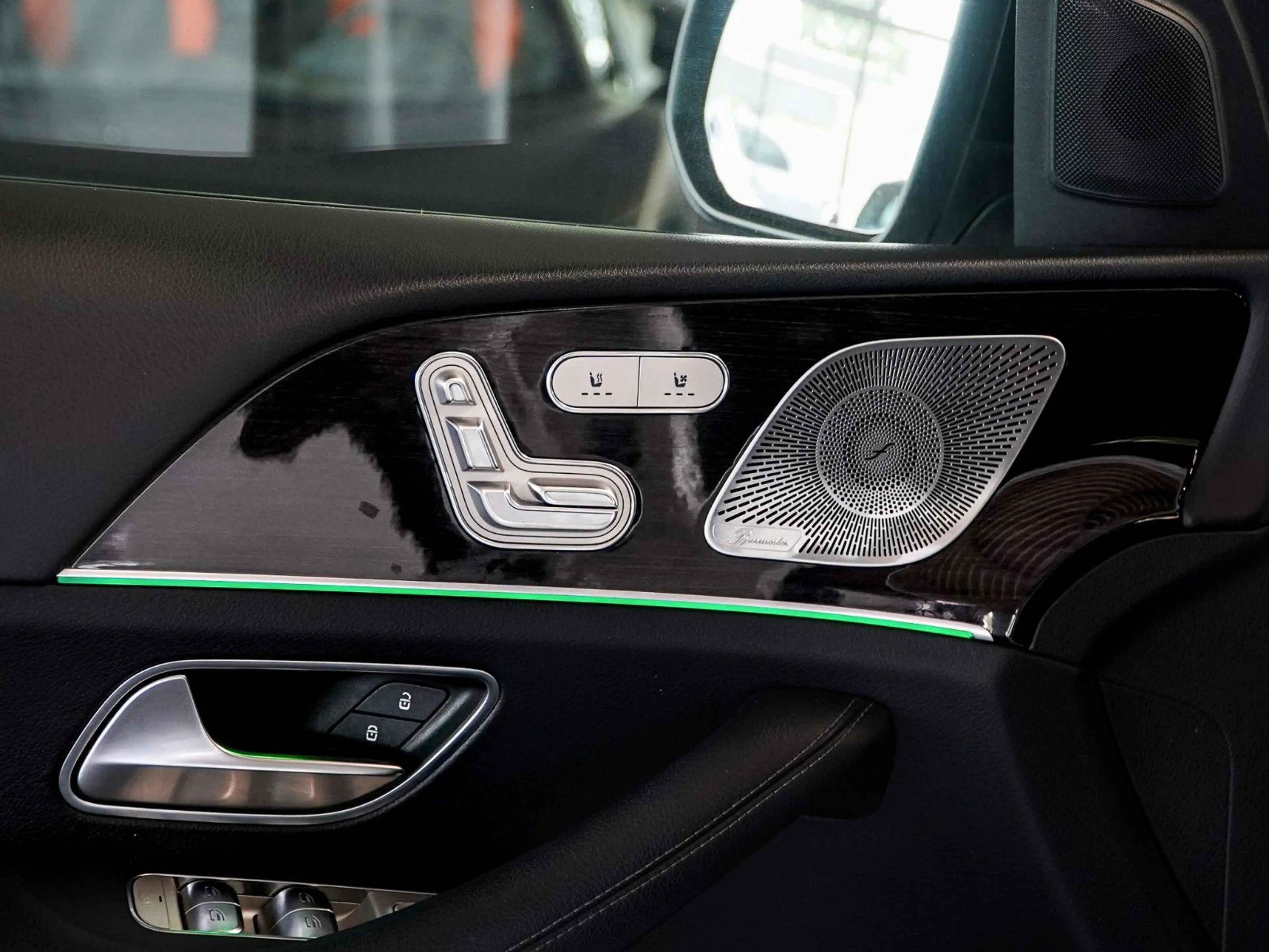 Mercedes-Benz GLS 350 GLS350d AMG Pano HUD AHK Burm 7-Seat Scheckheft — photo 11