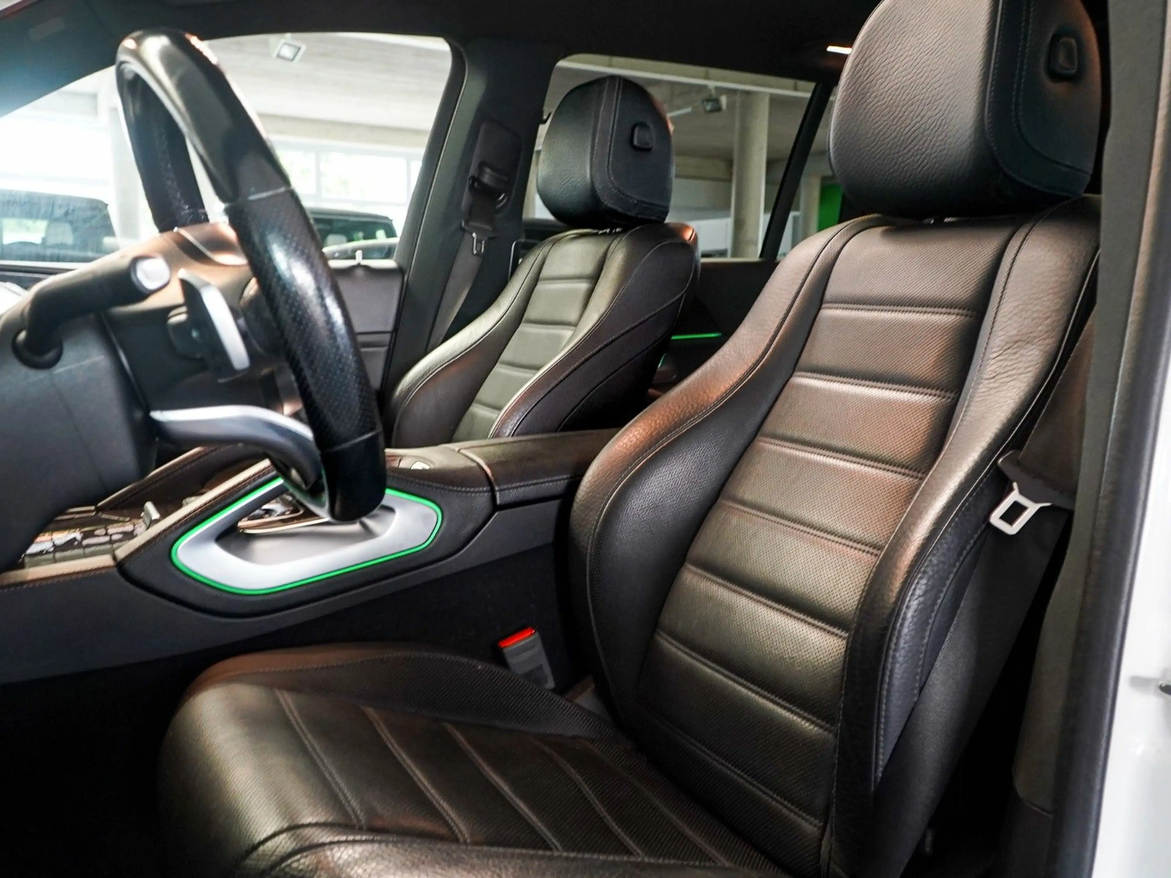 Mercedes-Benz GLS 350 GLS350d AMG Pano HUD AHK Burm 7-Seat Scheckheft — photo 13
