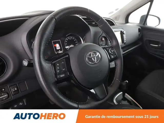 Toyota Yaris view 11