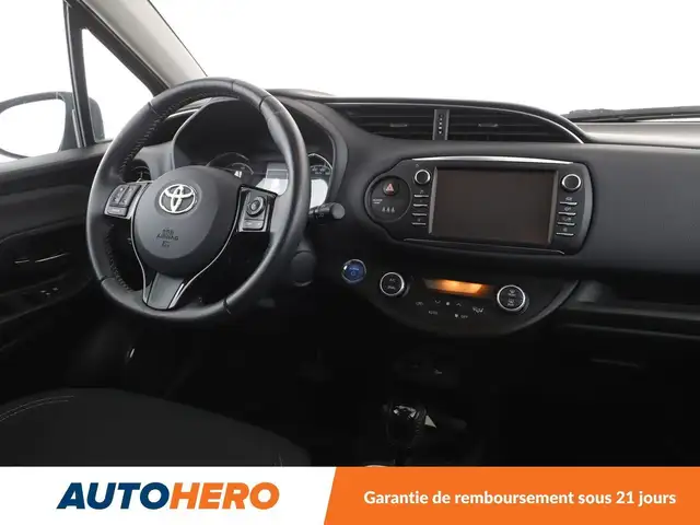 Toyota Yaris view 13