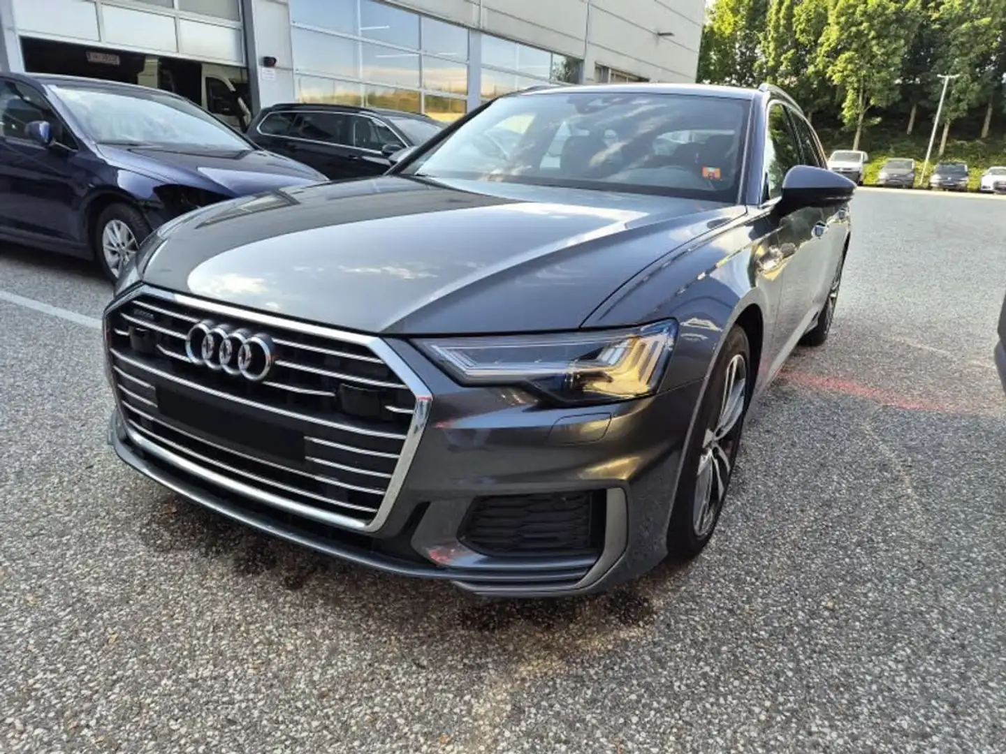 Audi A6 Avant 50 TFSI e Quattro 3 X S-Line HD-Matrix !! Grau - 1