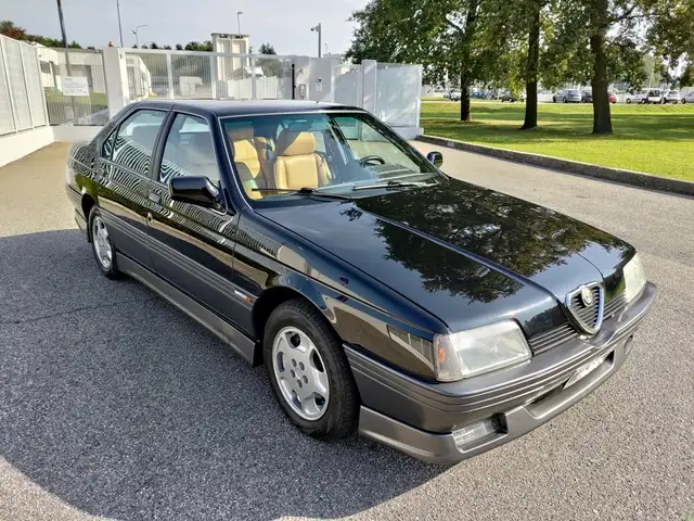 Alfa Romeo 164 3000 V 6 Quadrifoglio verde 12 v conservata