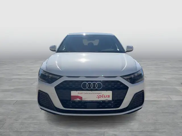 Audi A1 view 2