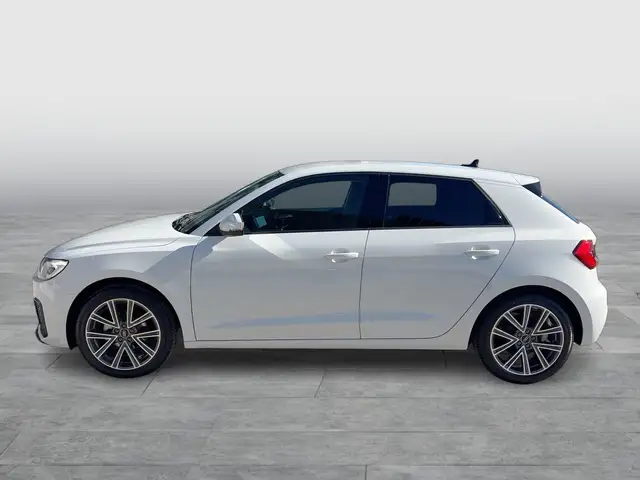 Audi A1 view 3