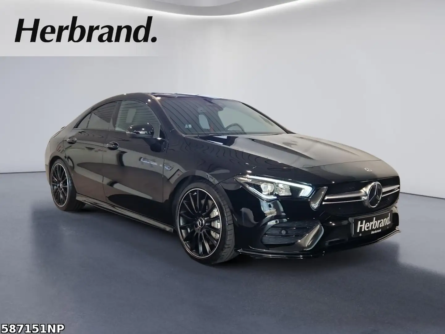 Mercedes-Benz CLA 35 AMG 4M Coupé Night Ambiente Panorama LED Negro - 2