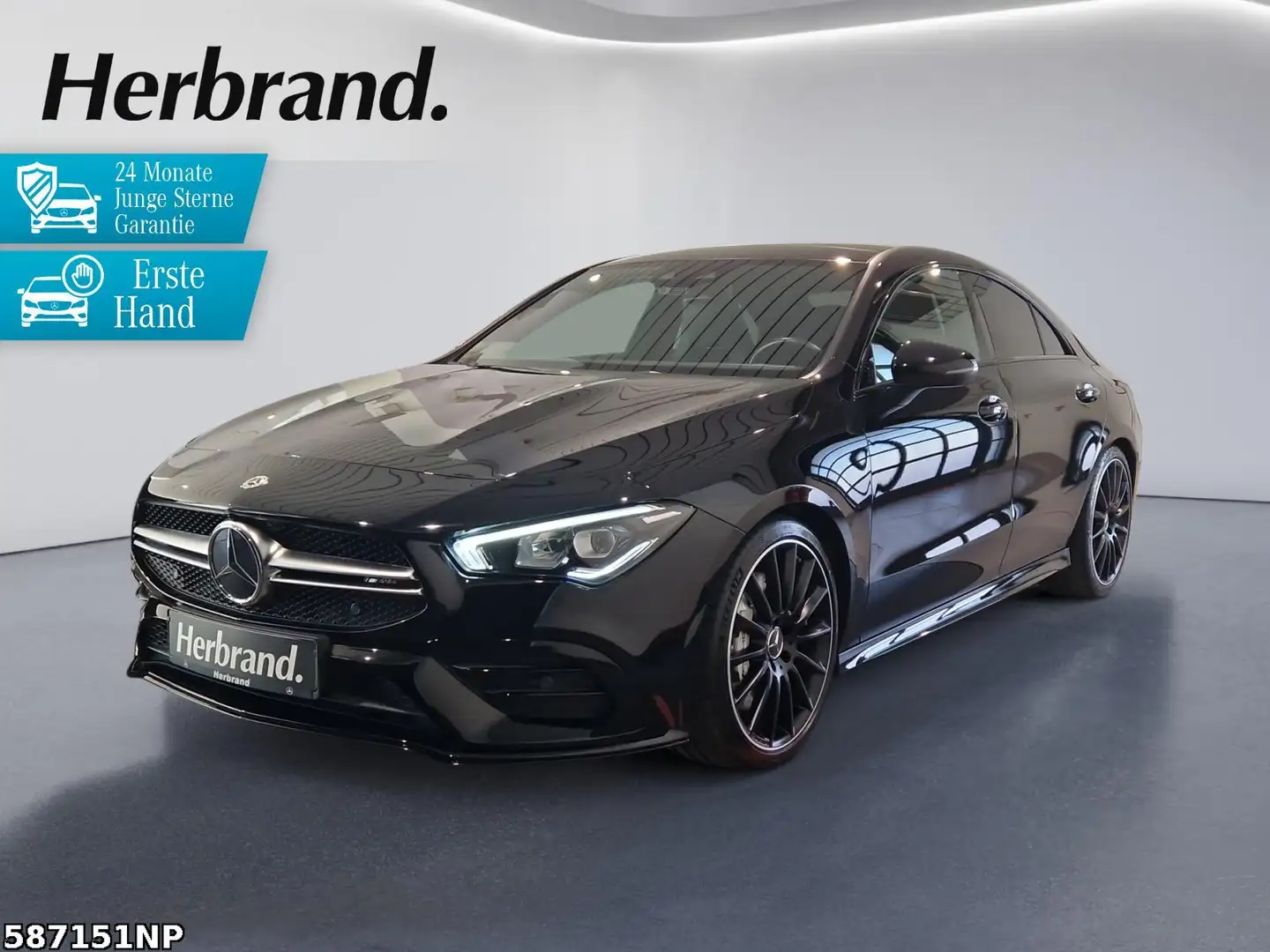 Mercedes-Benz CLA 35 AMG 4M Coupé Night Ambiente Panorama LED Noir - 1