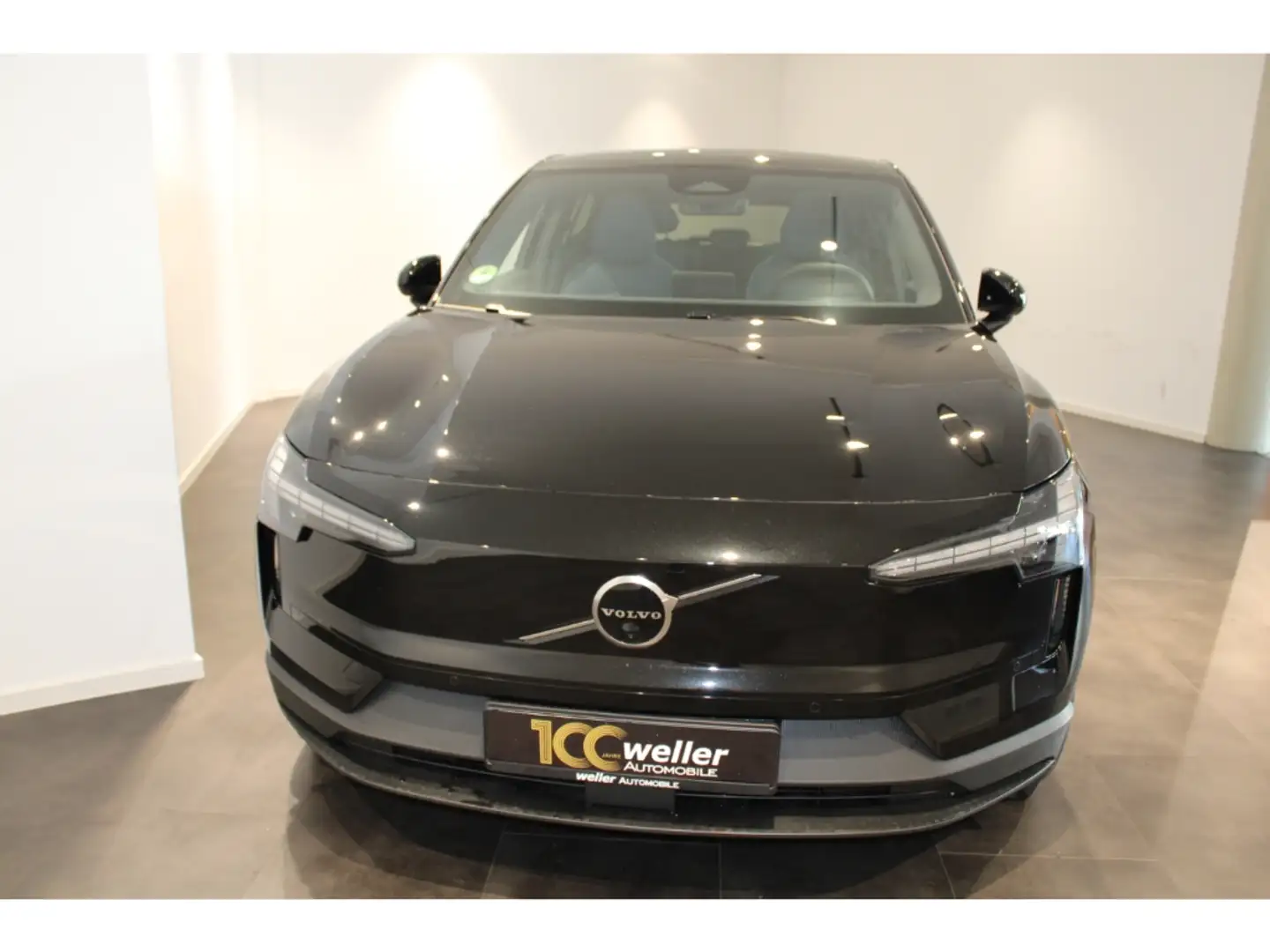 Volvo EX30 Ultra Twin Motor Performance AWD Winter-Paket Schwarz - 2