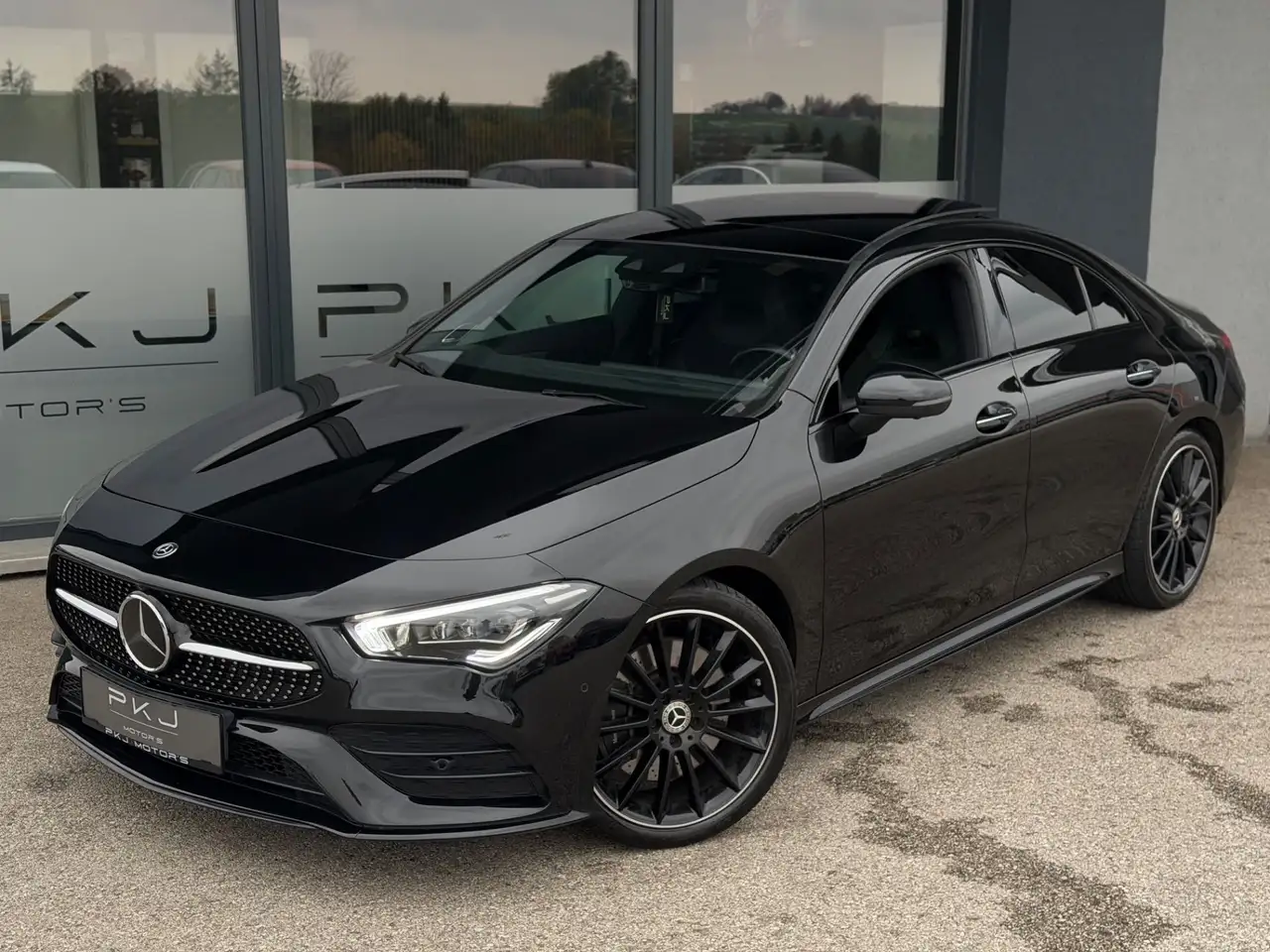 Mercedes-Benz CLA 220