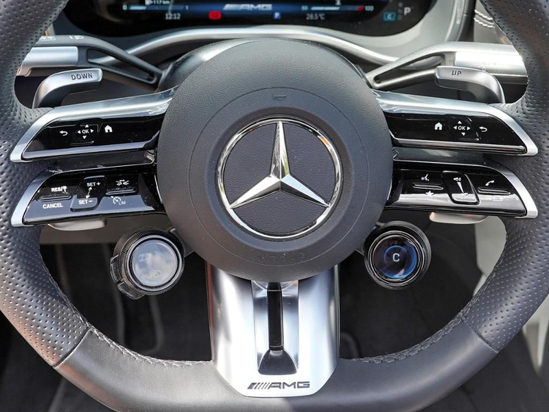 Mercedes-Benz SL 63 AMG AMG SL 63 4MATIC+ 360 ACC AUT Bel.Sitz DynLicht — photo 8