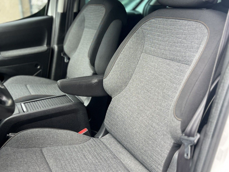 Citroen Berlingo Kombi Shine Klima Einparkhilfe — photo 12