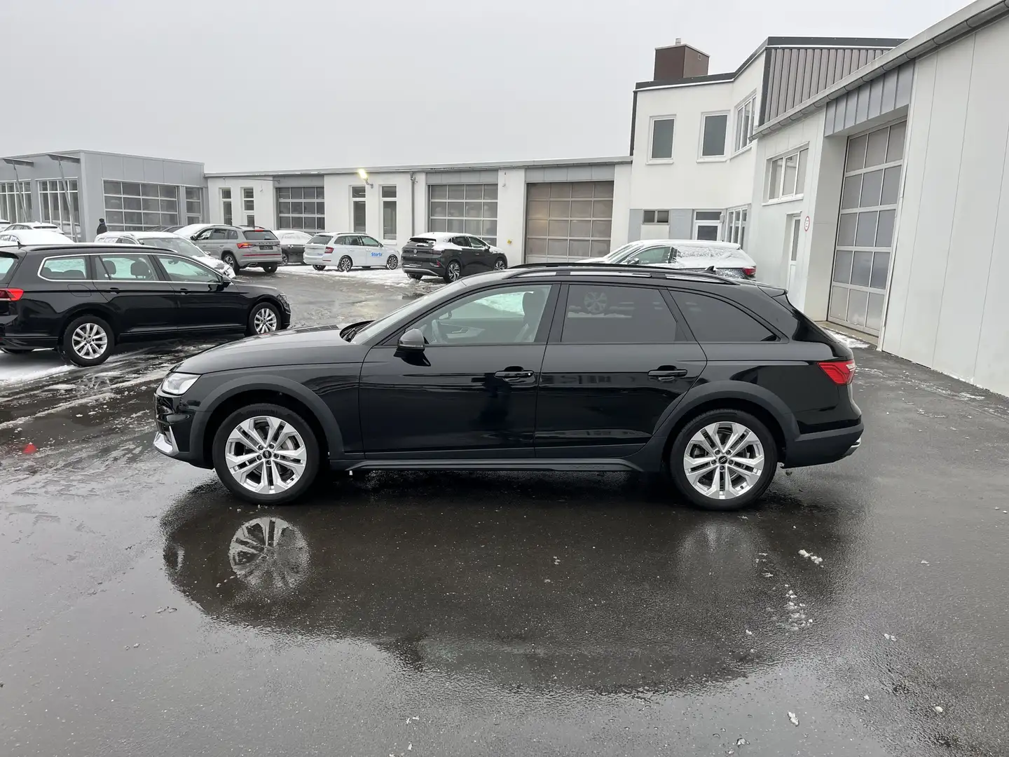 Audi A4 allroad 2.0 TDI quattro S tronic 219€ m. 20% Anzahlung A Schwarz - 2