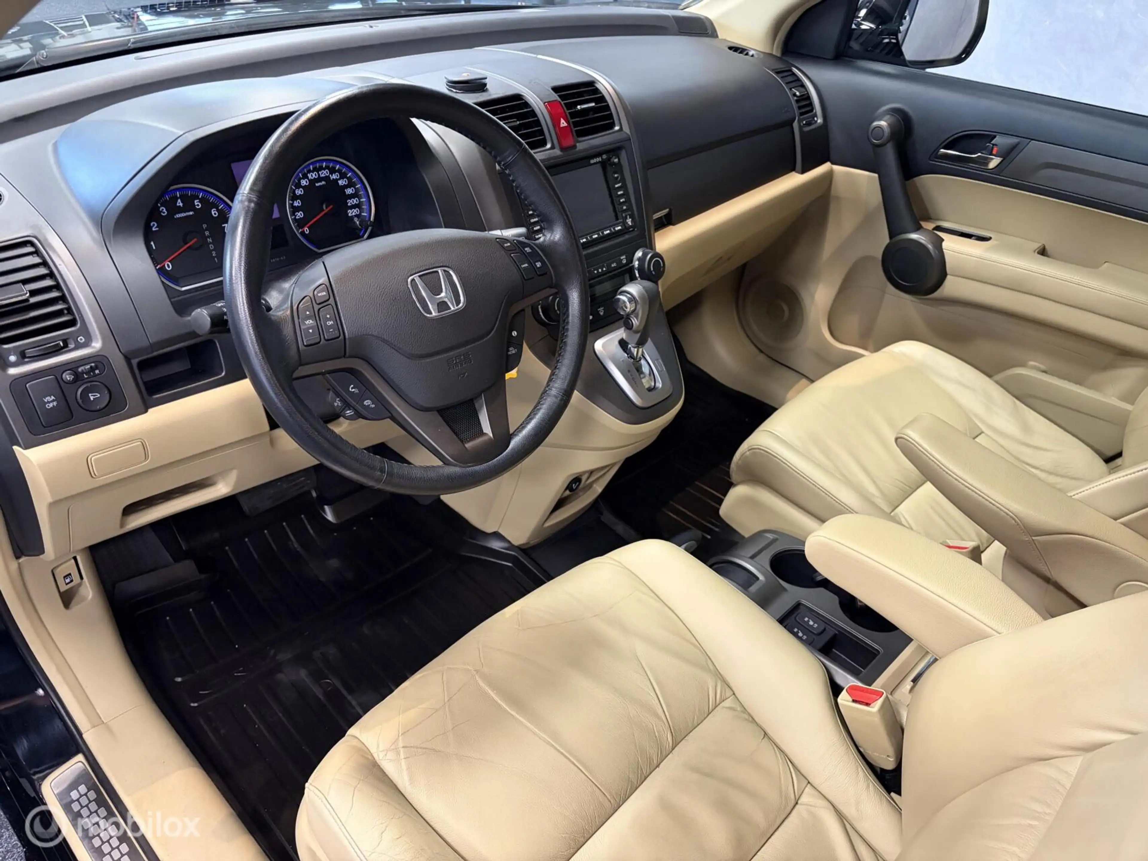 Honda CR-V 2.0i Executive AUTOMAAT / LEDER / PANO / TR.HAAK / — photo 6