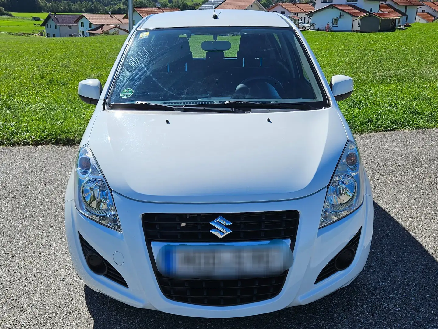 Suzuki Splash Splash 1.2 Club Weiß - 2