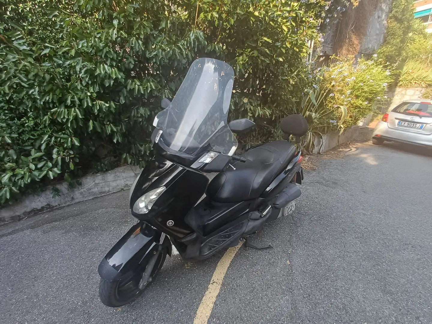 Yamaha X-Max 250 - 1