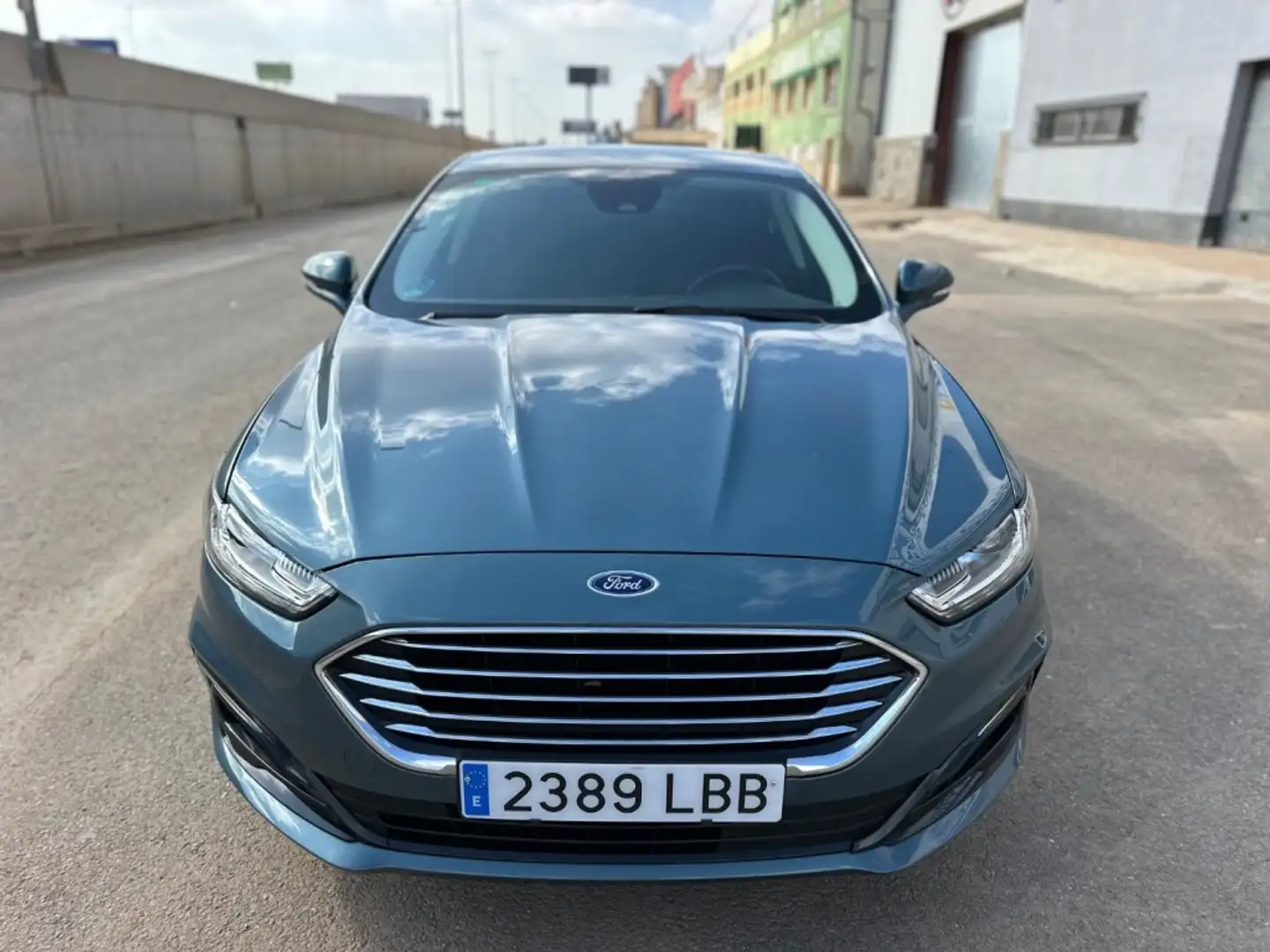 Ford Mondeo 1.5 Ecoboost Titanium Bleu - 2