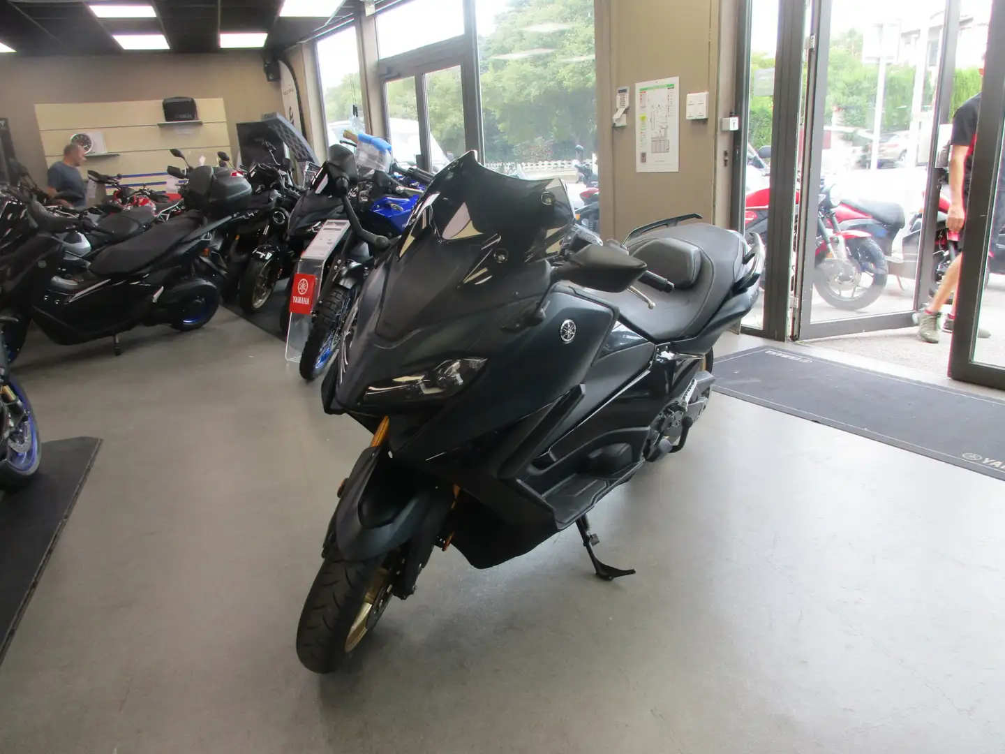 Yamaha TMAX 560 - 2