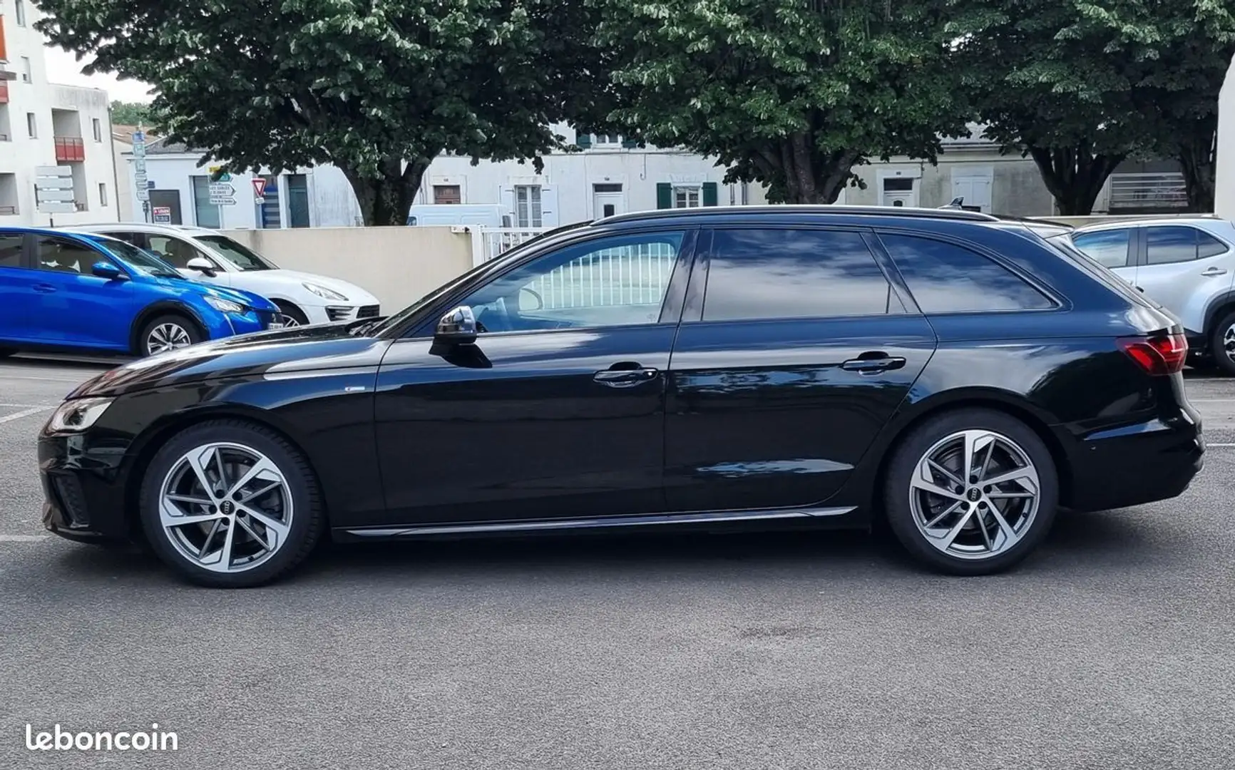 Audi A4 35 tdi 163 cv s-tronic7 s-edition s-line Noir - 2