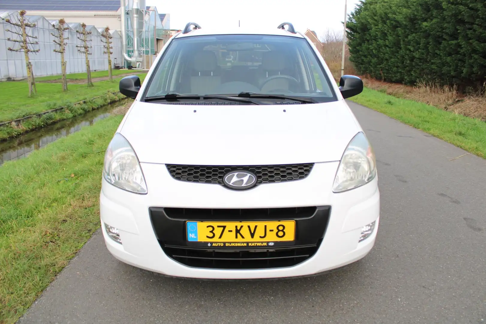 Hyundai Matrix 1.6i Dynamic Weiß - 2