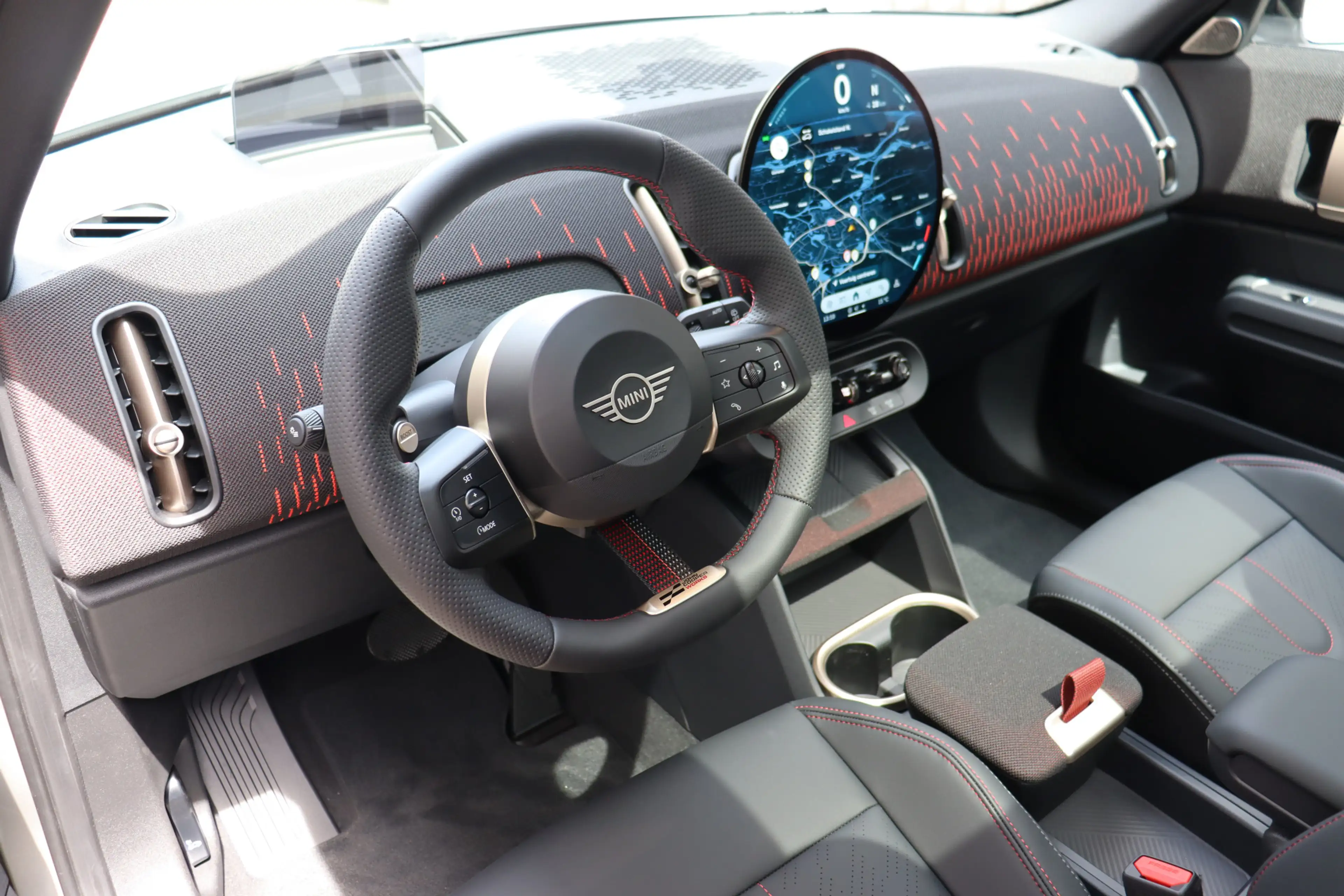 MINI Countryman E / JCW / Pakket L / 19" John Cooper Works Runway Sp — photo 9
