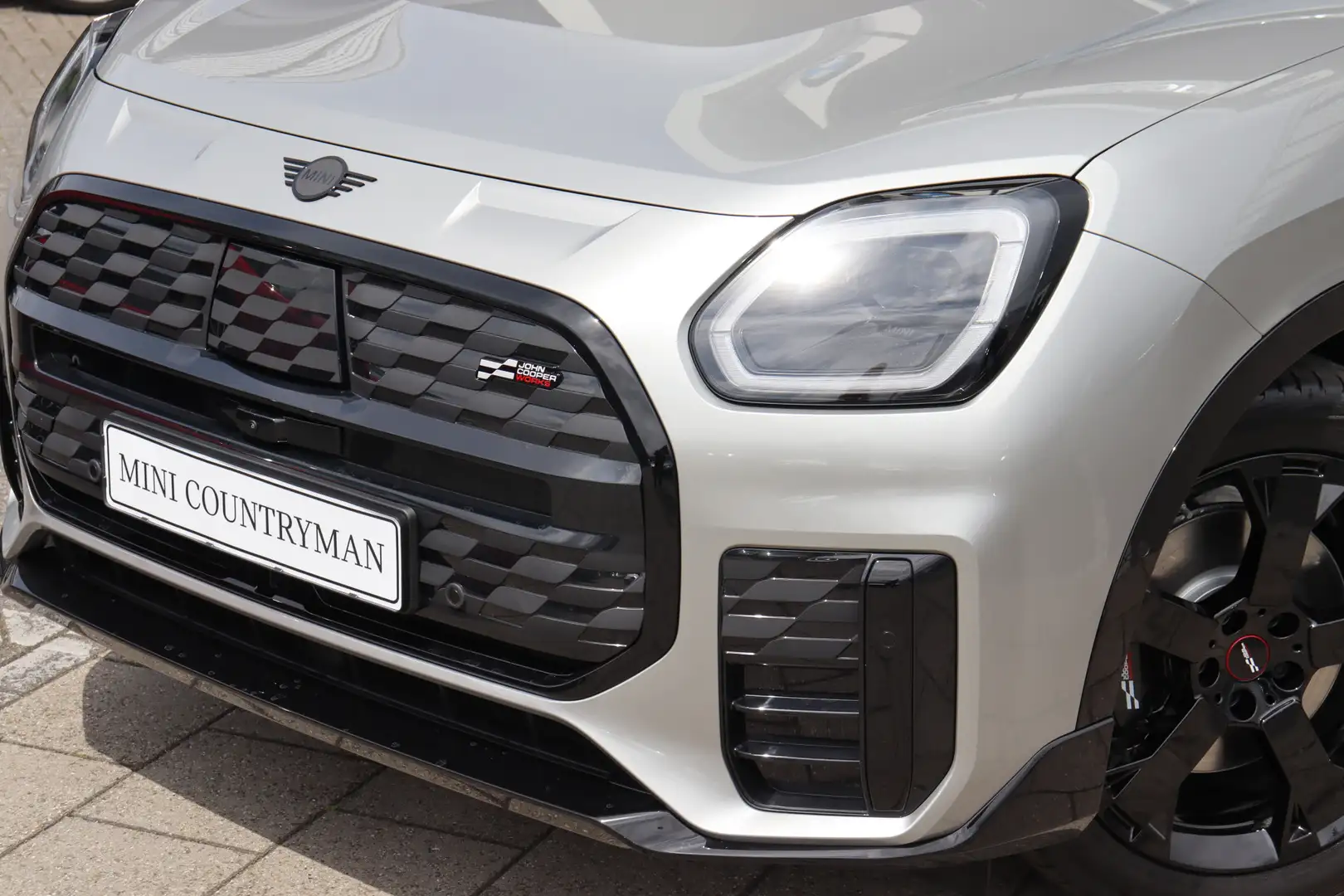 MINI Countryman E / JCW / Pakket L / 19" John Cooper Works Runway Sp Plateado - 2