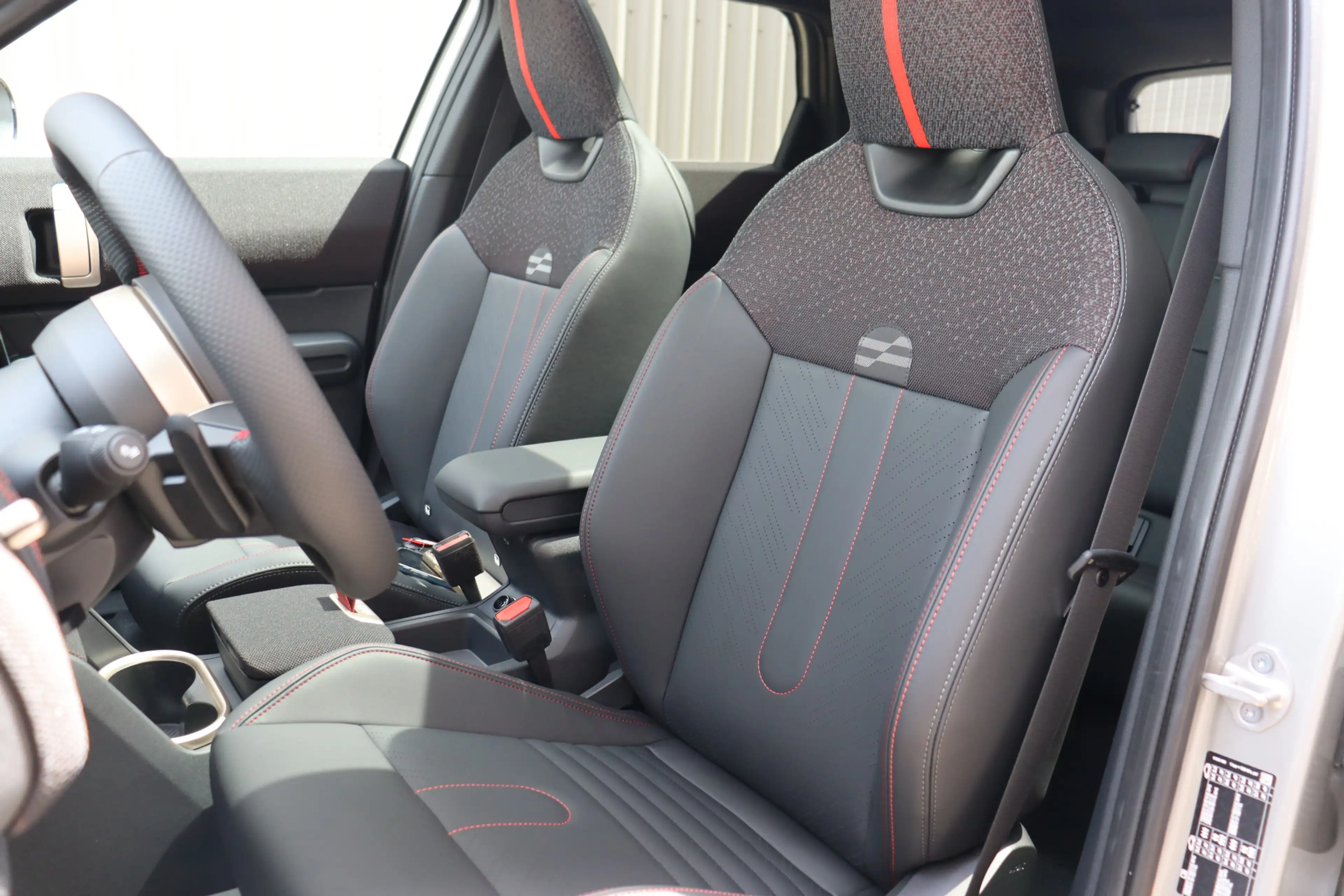 MINI Countryman E / JCW / Pakket L / 19" John Cooper Works Runway Sp — photo 10