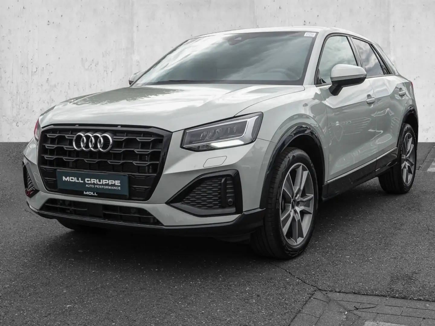Audi Q2 35 TFSI S tronic advanced (AHK*Navi plus) Silber - 2