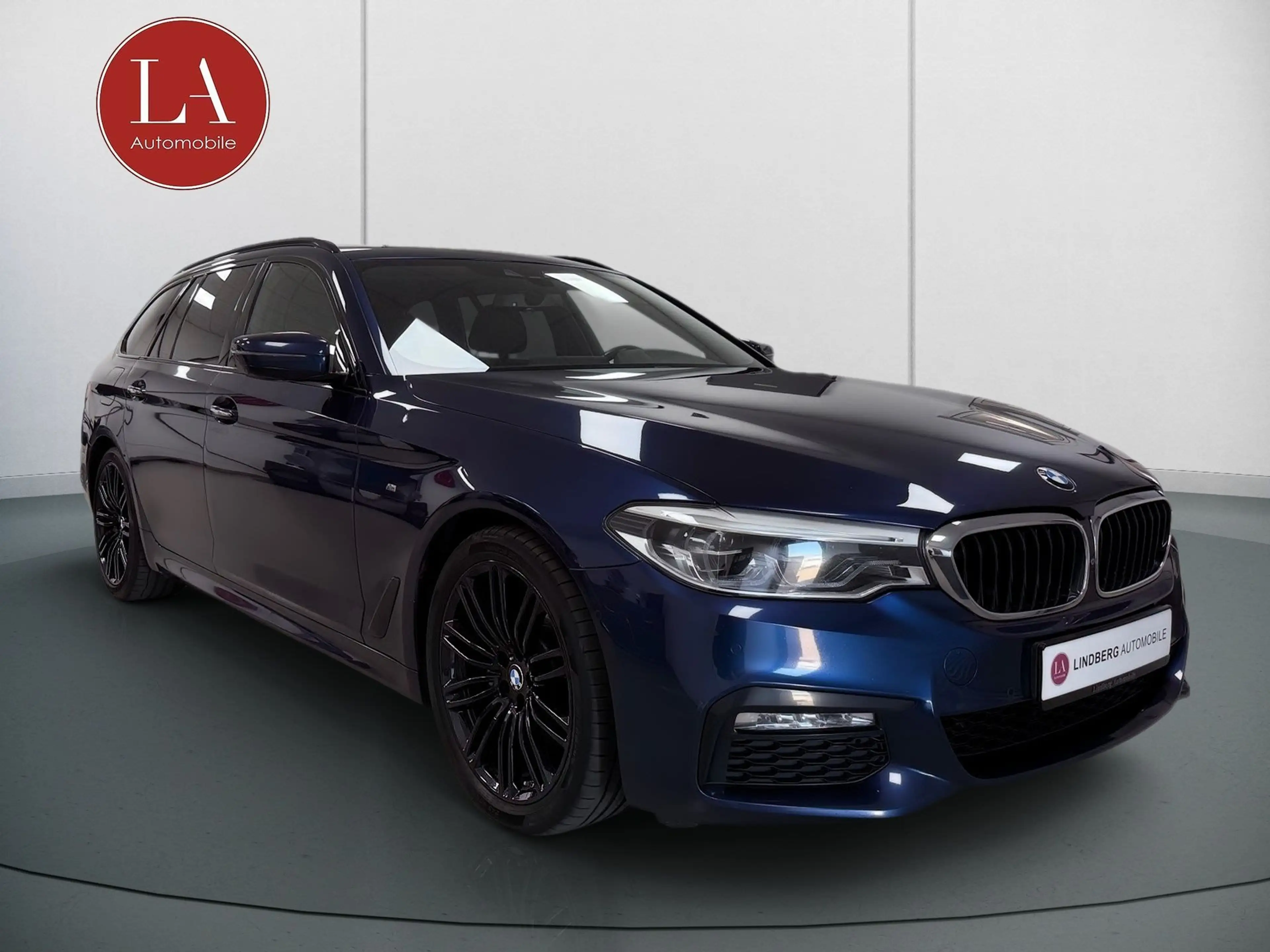 BMW 520 M -Sport*360*PANO*SHZ* — photo 3