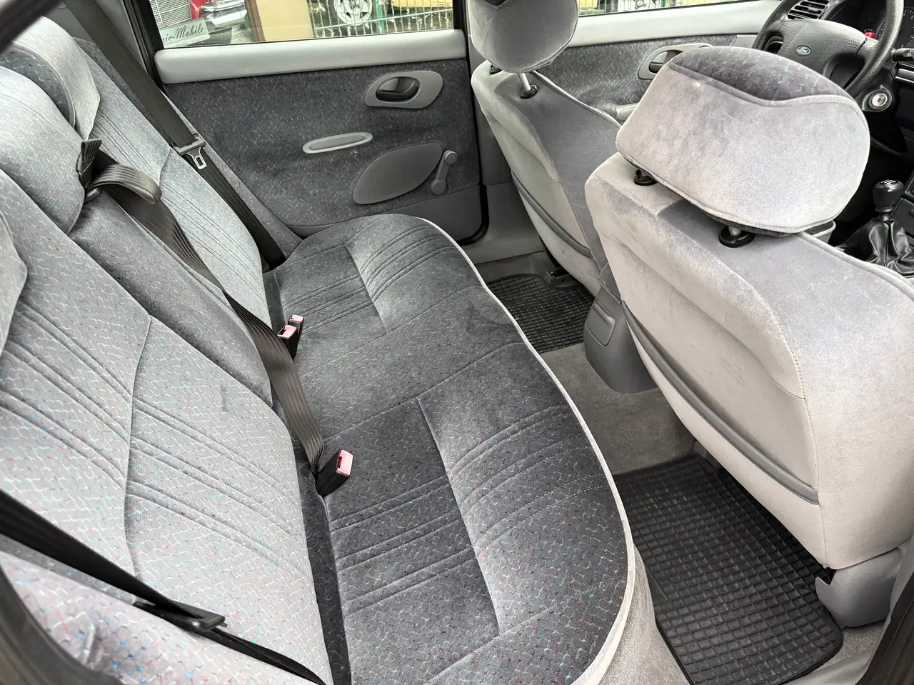 Ford Mondeo 1.8 GLX MK1 *Stufenheck*nur 94 TKM*Schiebedach*eFH*, foto 12