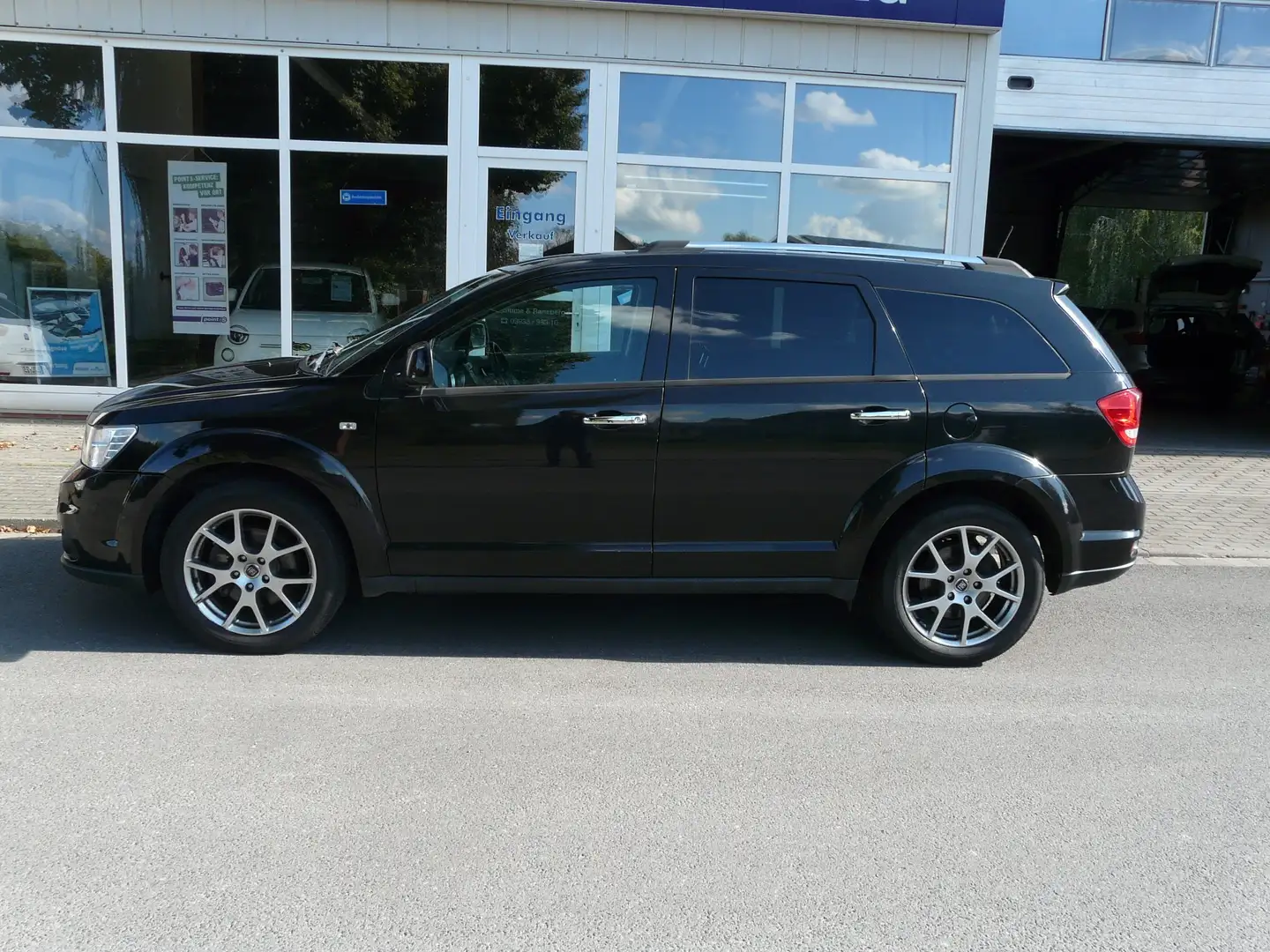 Fiat Freemont Lounge 7 Sitzer mit AHK Schwarz - 1