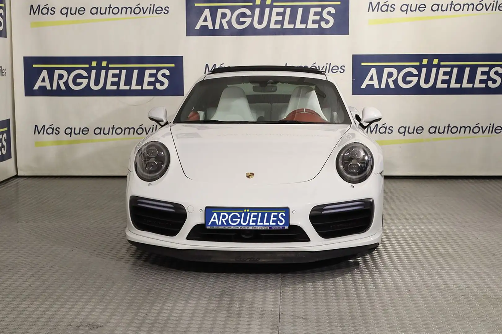 Porsche 911 Turbo S Coupe 580cv Blanco - 2
