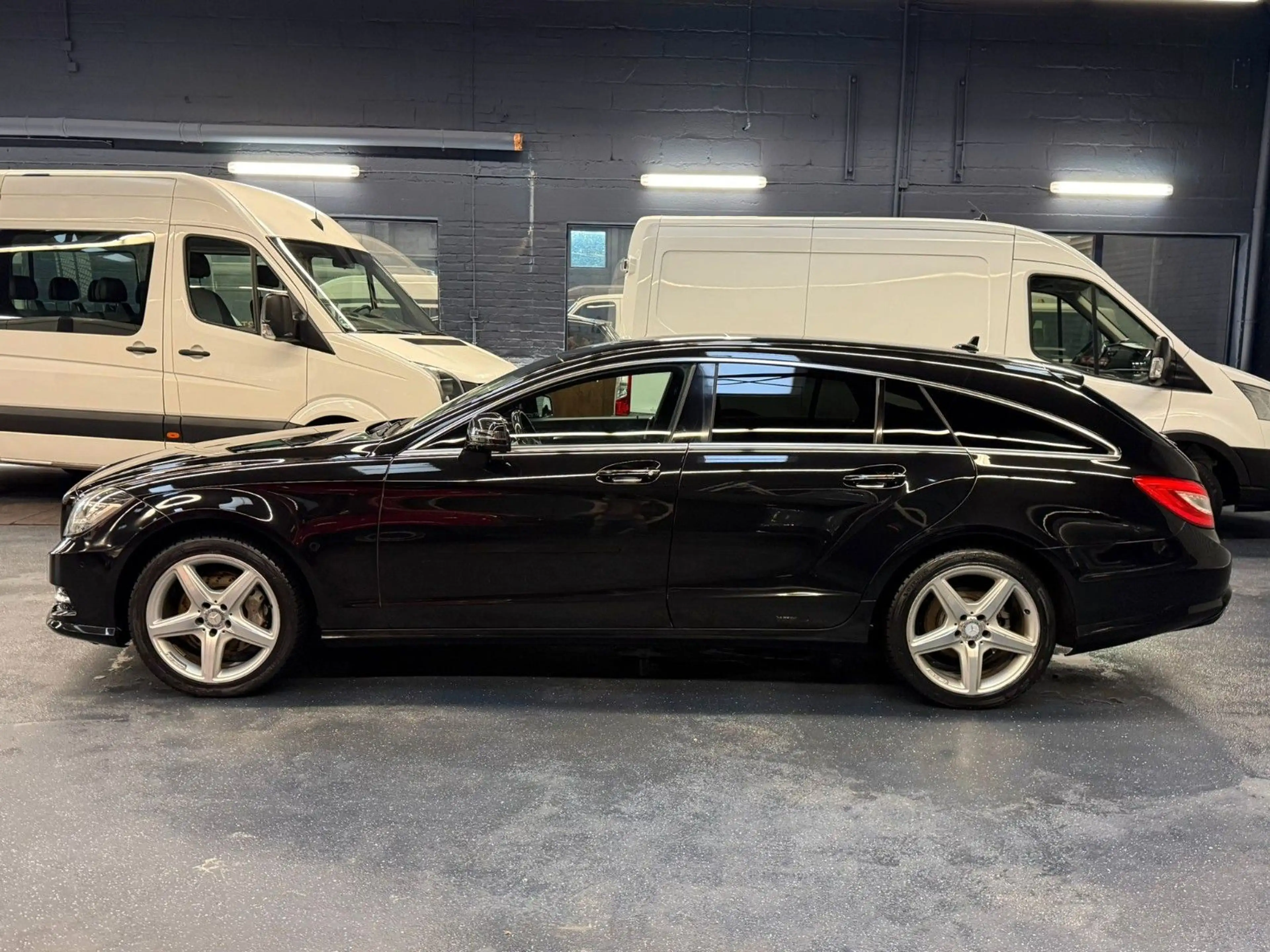 Mercedes-Benz CLS 350 Absolute Vollausstattung — photo 8