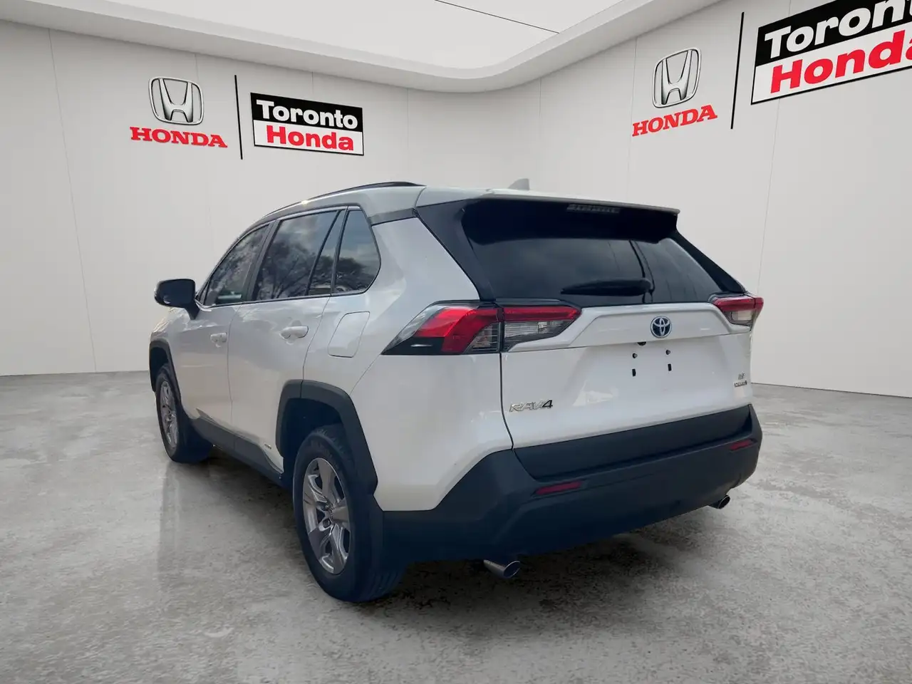Toyota RAV 4 снимка Toyota RAV 4