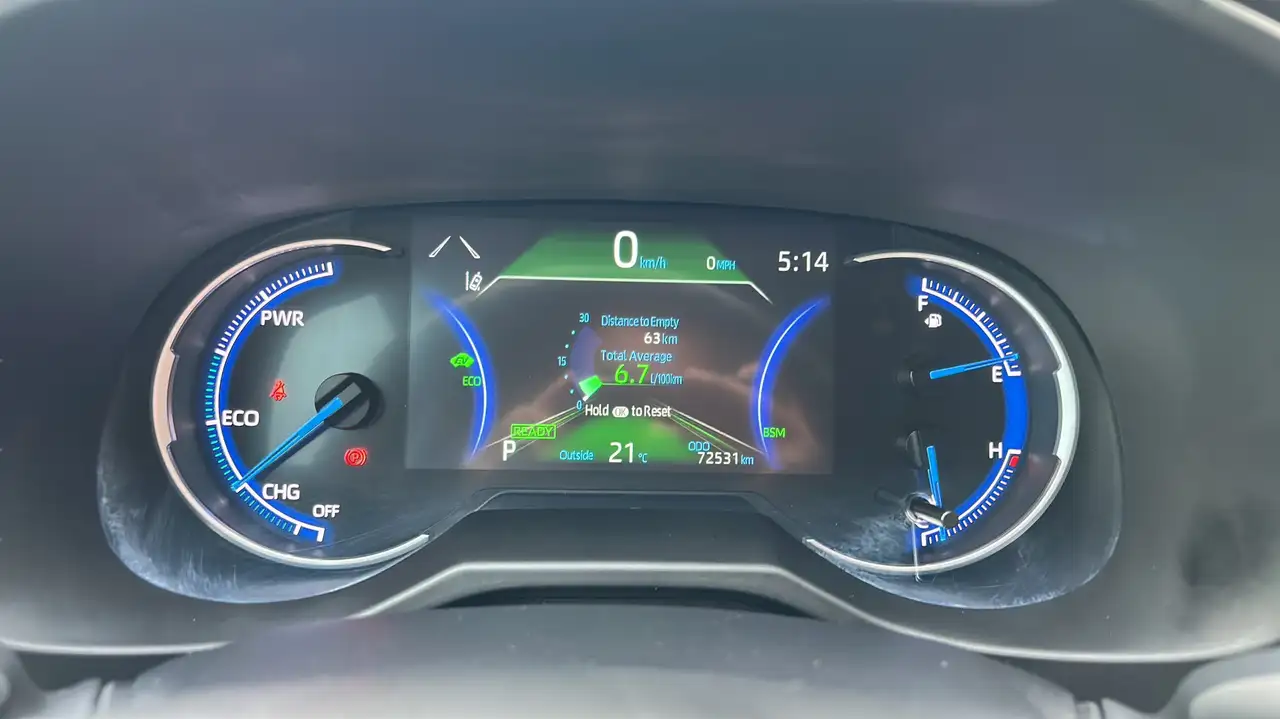 Toyota RAV 4 снимка Toyota RAV 4